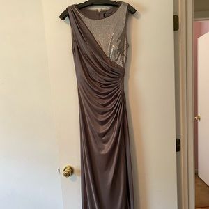 Style Tag. Mother of the Bride/Groom gown.